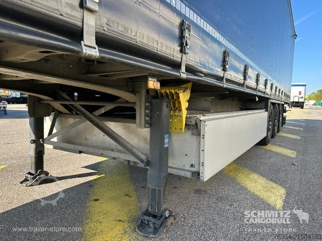 Auflieger mit Pritsche & Plane Schmitz Cargobull Semitrailer Curtainsider Standard