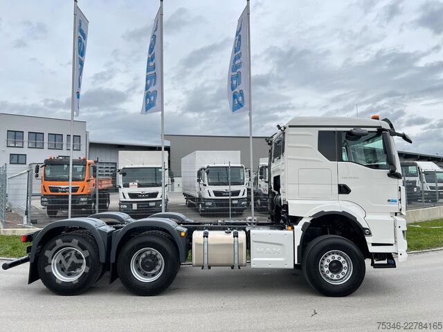 Truck chassis MAN TGS 33.510 BB 6x4 CH/RS 3,30 m/59 to./NA/AHK/Neu