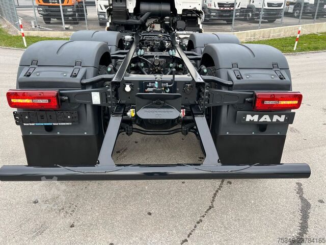Truck chassis MAN TGS 33.510 BB 6x4 CH/RS 3,30 m/59 to./NA/AHK/Neu