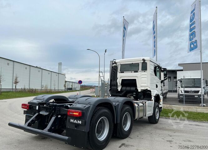 Standard tractor unit MAN TGS 33.510 BB 6x4 FG/RS 3,30m/59 to./NA/AHK/Neu