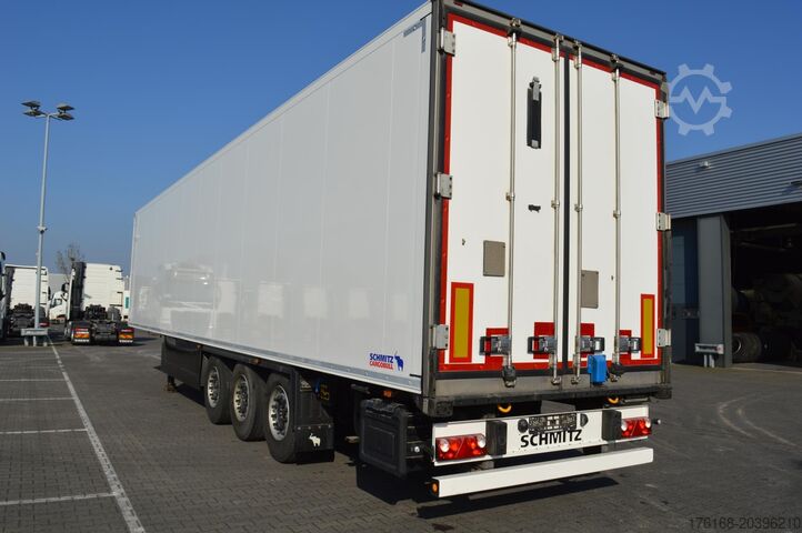 Kühlsattelauflieger SCHMITZ CARGOBULL SKO FP 45 Carrier Vector 1550
