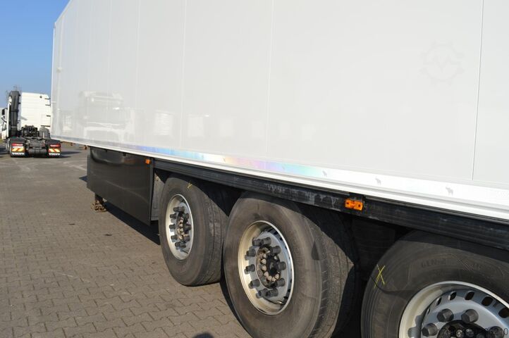 Kühlsattelauflieger SCHMITZ CARGOBULL SKO FP 45 Carrier Vector 1550