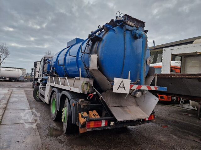 Suction vehicle MAN TGA 26.360 6X2