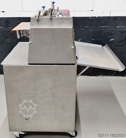 Hörnchenwickelmaschine Universum HWM 50