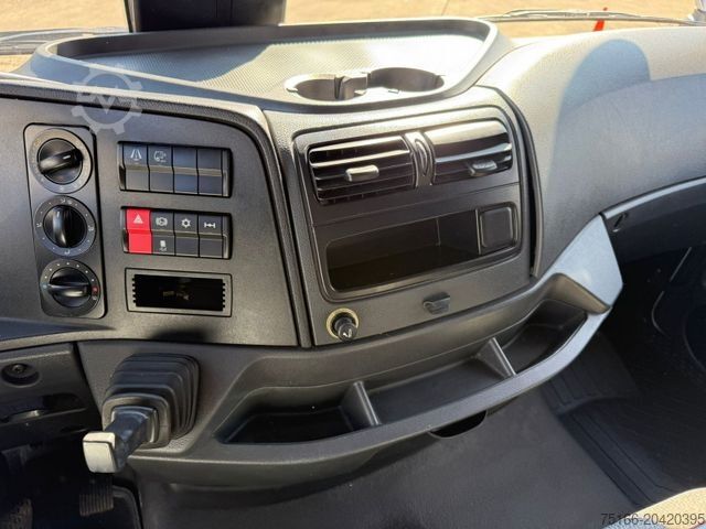 Kühltransporter MERCEDES-BENZ ATEGO 818L Kühlk.4,3m LBW 1T*ROHRBAHN*THERMOKING