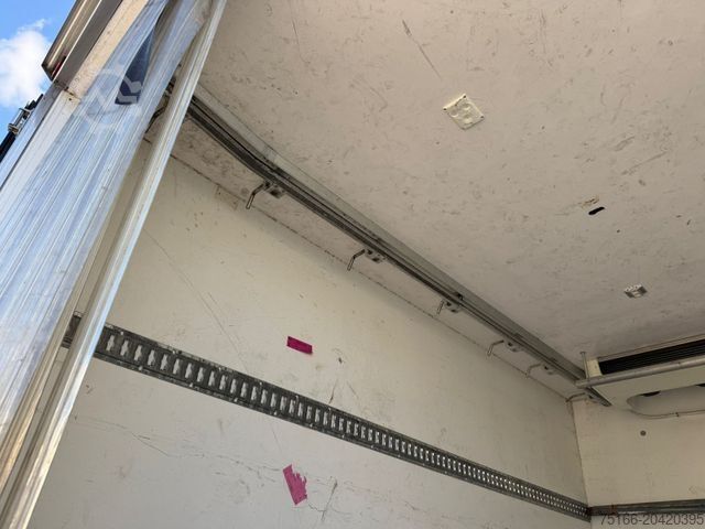 Kühltransporter MERCEDES-BENZ ATEGO 818L Kühlk.4,3m LBW 1T*ROHRBAHN*THERMOKING