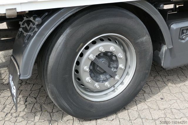 Box trailer Wüllhorst PRA, seitlich zum Öffnen, Luftfederung