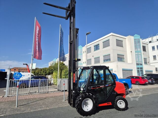 Geländestapler Manitou MC 30-4 ST3A S1