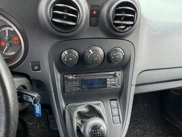 Hochdachkombi Mercedes-Benz Citan 109 CDI / Extra Lang / UNFALL / DAMAGE