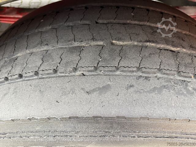 Kipper LKW Scania R580 8X4 Kipper Kran HIAB 244-5