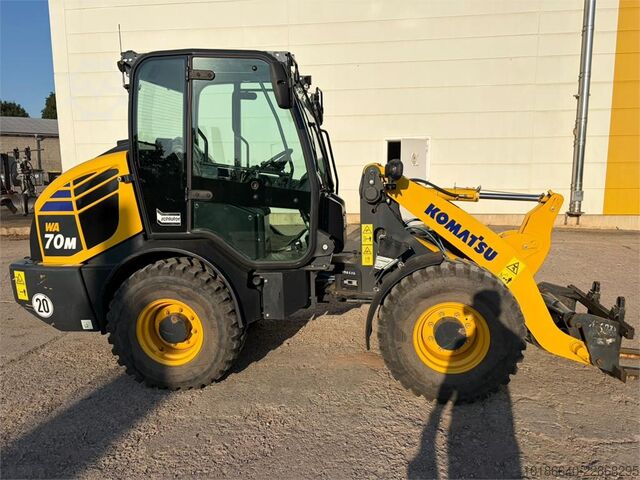 Komatsu WA70M-8E0 Komatsu WA70M-8E0