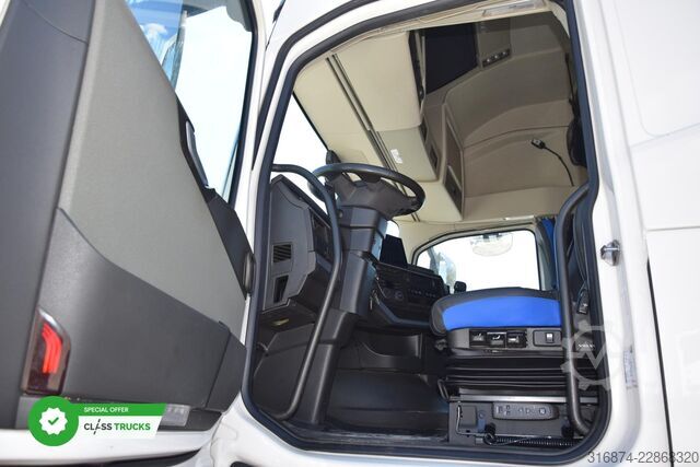 Standard tractor unit VOLVO FH 460 Globetrotter XL i-Save
