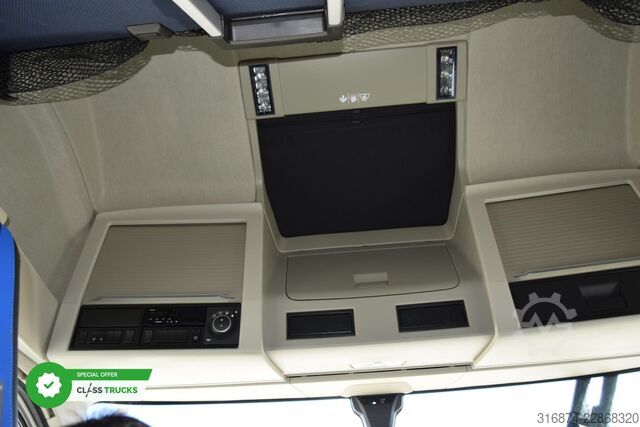 Standard tractor unit VOLVO FH 460 Globetrotter XL i-Save