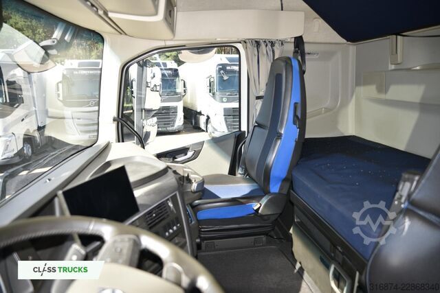 Standard tractor unit VOLVO FH 460 Globetrotter XL Varios i-Save