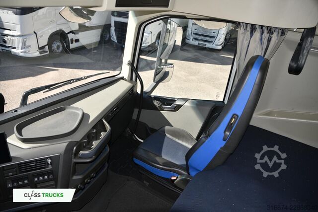 Standard tractor unit VOLVO FH 460 Globetrotter XL Varios i-Save