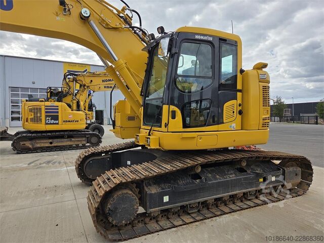 Komatsu PC228USLC-11E0 Komatsu PC228USLC-11E0