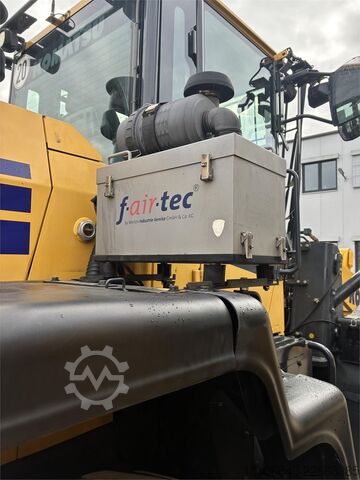 Komatsu WA320-8 Komatsu WA320-8
