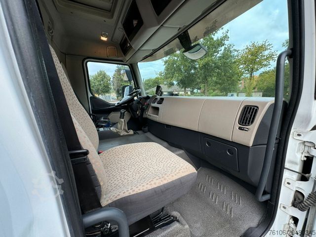 Truck mounted crane RENAULT Premium Lander 310.26 6x4 Kipper /Kran