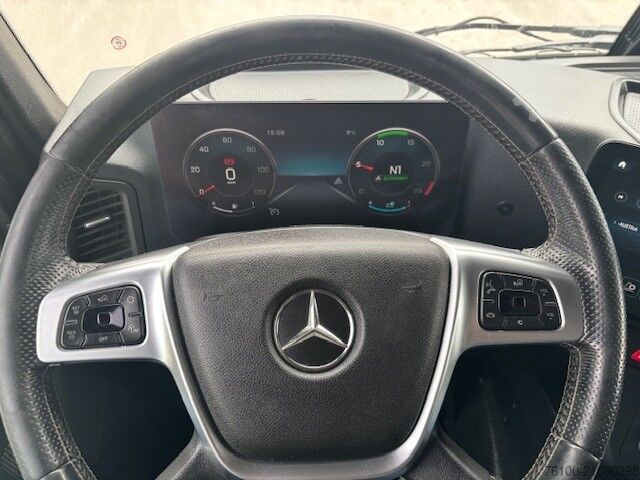 Dreiseitenkipper LKW Mercedes-Benz Arocs 2846 Kipper+HIAB 232-5