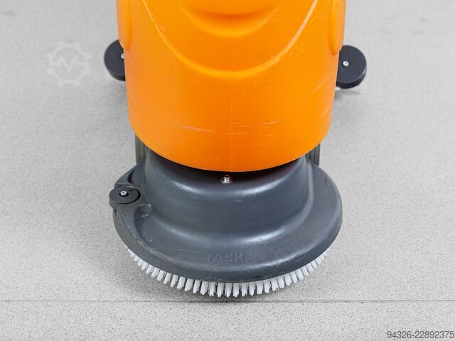 TASKI SWINGO 755 B NEW BATERIES Taski Swingo 755 B - 2018y - 1935m²/h