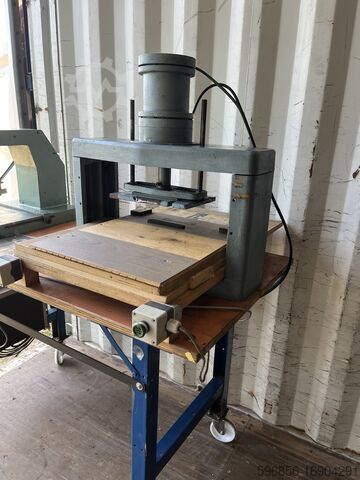Pneumatic bookbinding press Prasa Introligatorska 