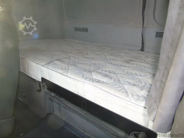 Standard-SZM Mercedes-Benz Axor 1843 + EPS 3 PEDALS