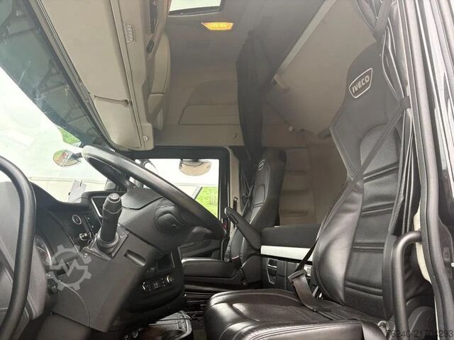 Iveco S-way AS440ST/FP 570PK - Retarder - Showtruck Iveco S-way AS440ST/FP 570PK - Retarder - Showtruck