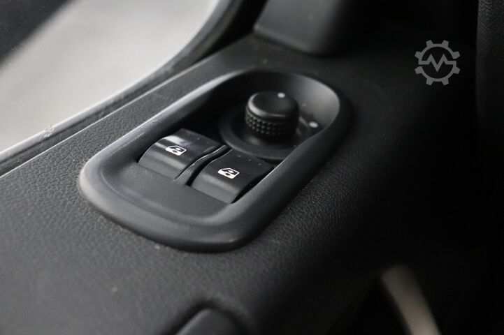 Kastenwagen Opel Movano 2.3 CDTI 125PK L2H2 - Airco - Radio -  €...