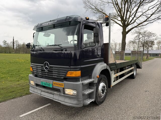 Mercedes Atego 1823 4X2 Maschinentransporter / Auffahr-LKW, EURO2, Baujahr 2001, TÜV bis 7-2026 MERCEDES-BENZ Atego 1823  4X2  Machine Transporter / Oprij Vrachtwagen EURO2 190dkm 2001 APK 7-2026
