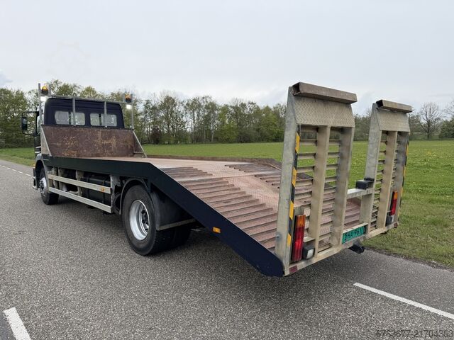 Mercedes Atego 1823 4X2 Maschinentransporter / Auffahr-LKW, EURO2, Baujahr 2001, TÜV bis 7-2026 MERCEDES-BENZ Atego 1823  4X2  Machine Transporter / Oprij Vrachtwagen EURO2 190dkm 2001 APK 7-2026
