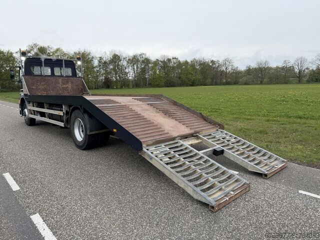 Mercedes Atego 1823 4X2 Maschinentransporter / Auffahr-LKW, EURO2, Baujahr 2001, TÜV bis 7-2026 MERCEDES-BENZ Atego 1823  4X2  Machine Transporter / Oprij Vrachtwagen EURO2 190dkm 2001 APK 7-2026
