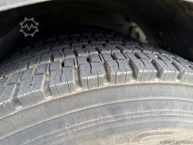 Mercedes Atego 1823 4X2 Maschinentransporter / Auffahr-LKW, EURO2, Baujahr 2001, TÜV bis 7-2026 MERCEDES-BENZ Atego 1823  4X2  Machine Transporter / Oprij Vrachtwagen EURO2 190dkm 2001 APK 7-2026