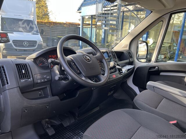 Refrigerated box wagon Opel Movano Kühlkasten Xarios 300