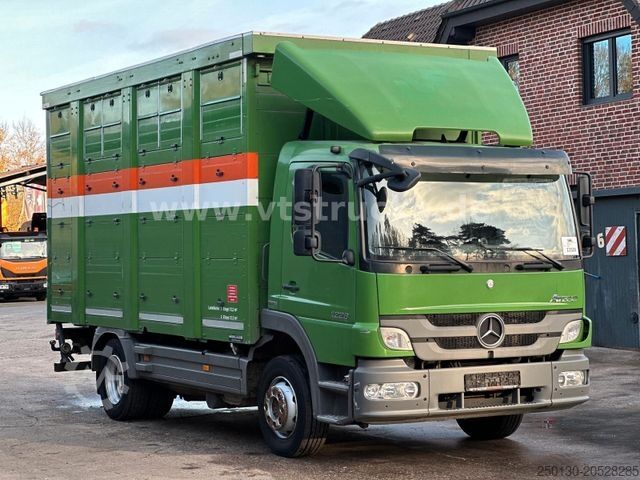 Cattle truck MERCEDES-BENZ Atego 1226 4x2 2-Stock Westrick Viehtransporter