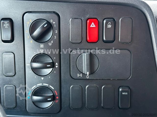 Cattle truck MERCEDES-BENZ Atego 1226 4x2 2-Stock Westrick Viehtransporter