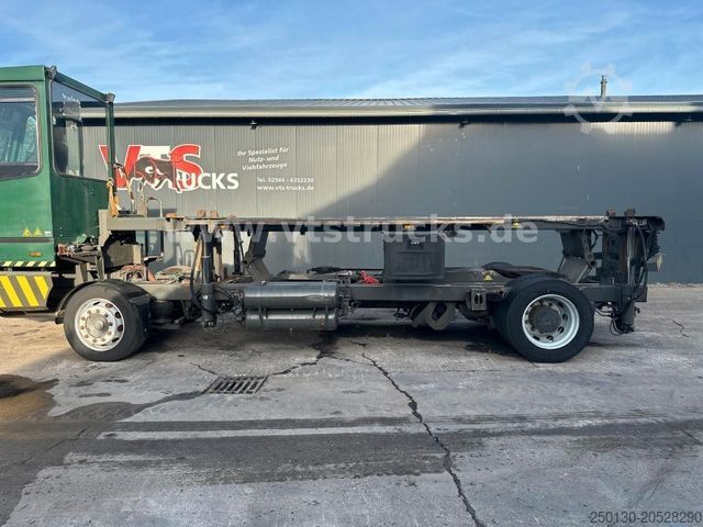 Swap body truck Terberg YT 222 Rangierfahrzeug BDF Sattelplatte