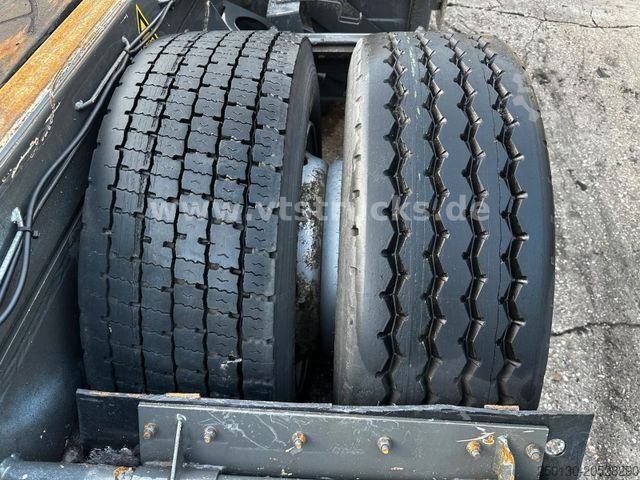 Swap body truck Terberg YT 222 Rangierfahrzeug BDF Sattelplatte