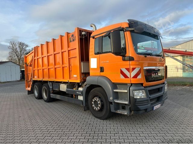Garbage truck MAN TGS 33.360 BB 6x4 / Haller X2c / SchĂĽttung