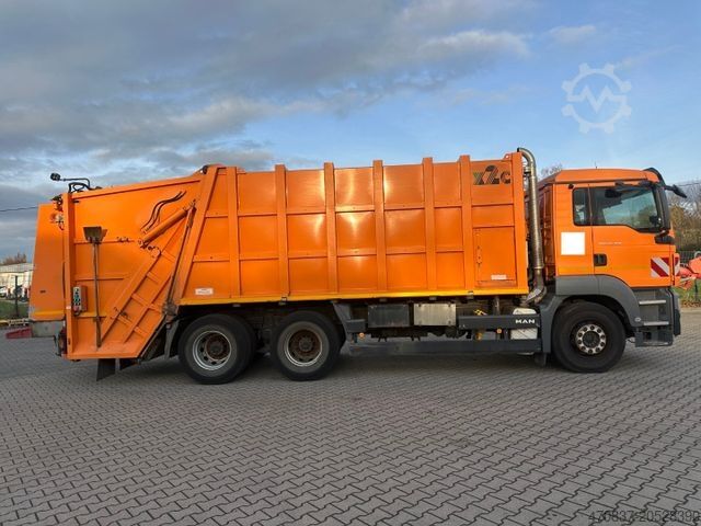 Garbage truck MAN TGS 33.360 BB 6x4 / Haller X2c / Schüttung