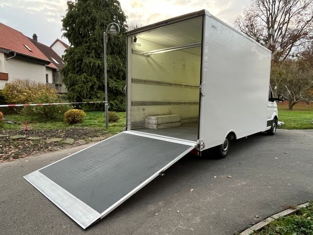 Transporter mit Koffer VOLKSWAGEN CRAFTER 2.0TDI XXXL KOFFER RAMPE KAMERA 177 PS