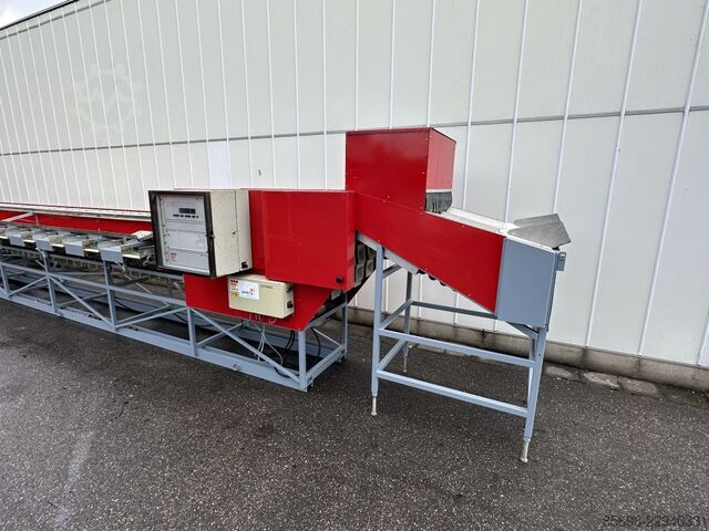 Aweta KG3-16+1 tomato sorting machine AWETA KG3-16+1