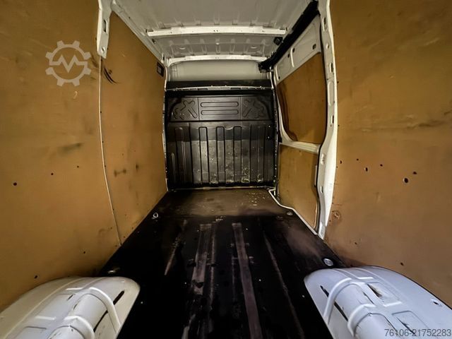 High top van IVECO Daily 50C18 Kastenwagen *Navi*Ahk**