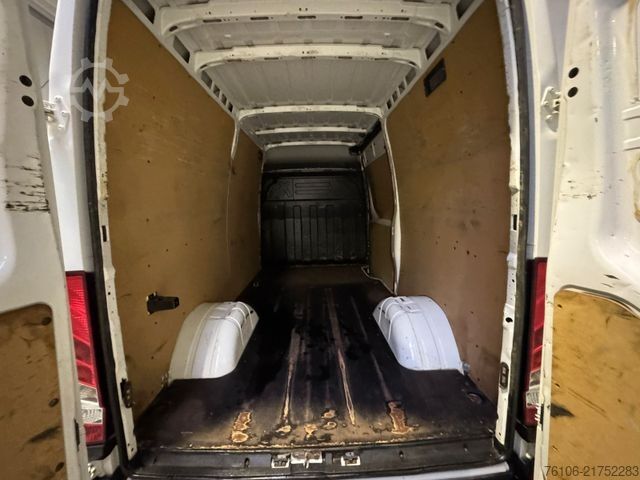 High top van IVECO Daily 50C18 Kastenwagen *Navi*Ahk**