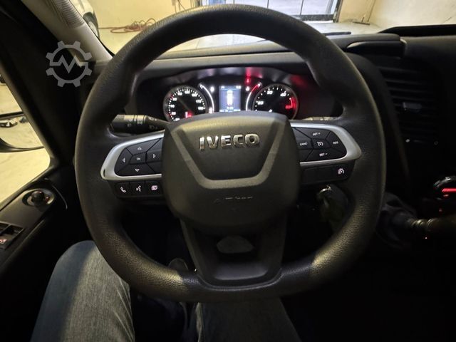 High top van IVECO Daily 50C18 Kastenwagen *Navi*Ahk**