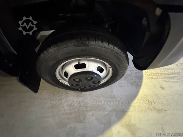 High top van IVECO Daily 50C18 Kastenwagen *Navi*Ahk**