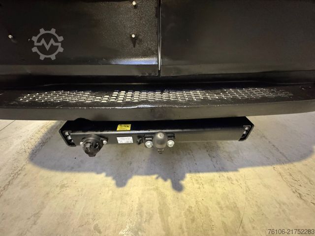 High top van IVECO Daily 50C18 Kastenwagen *Navi*Ahk**