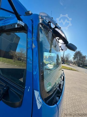 Flatbed truck with tarp DAF LF 12.230 Pritsche Plane +Ladebordwand