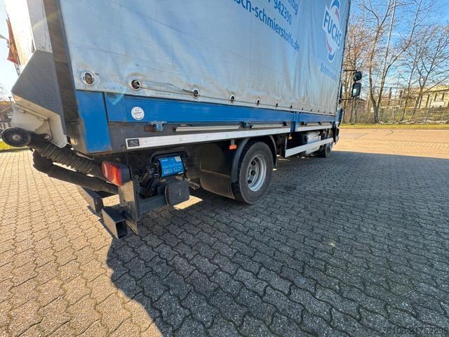 Flatbed truck with tarp DAF LF 12.230 Pritsche Plane +Ladebordwand