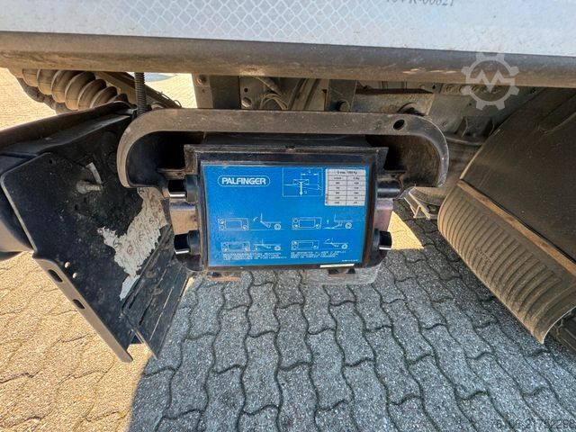 Flatbed truck with tarp DAF LF 12.230 Pritsche Plane +Ladebordwand