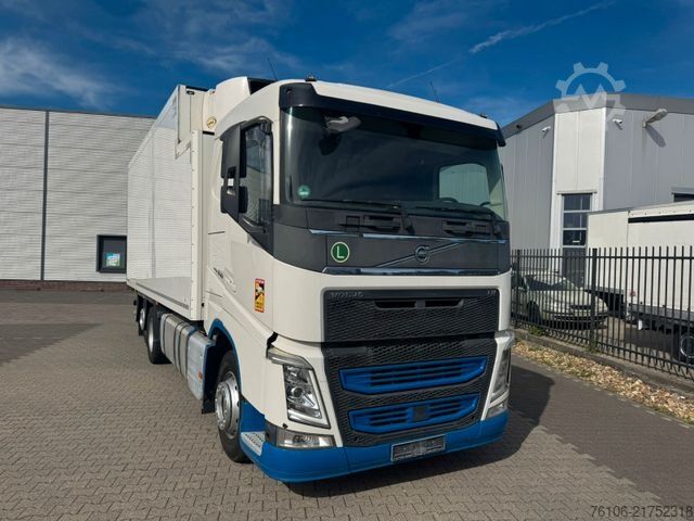 Refrigerated truck VOLVO FH 460 Tiefkühlkoffer*2 Stück *